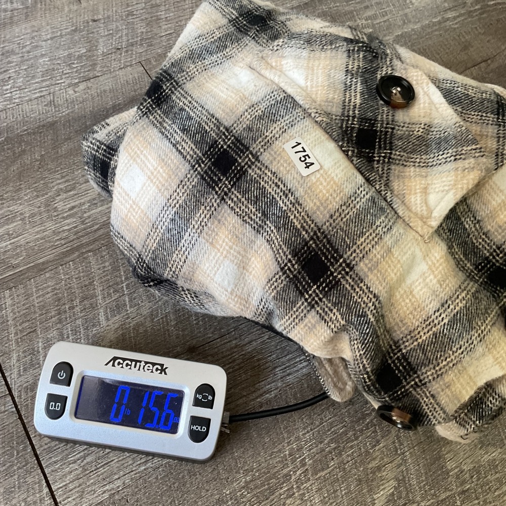 E&M Tan and Black Plaid Button Down Shacket Oversized Flannel Shirt Large - Picture 13 of 13